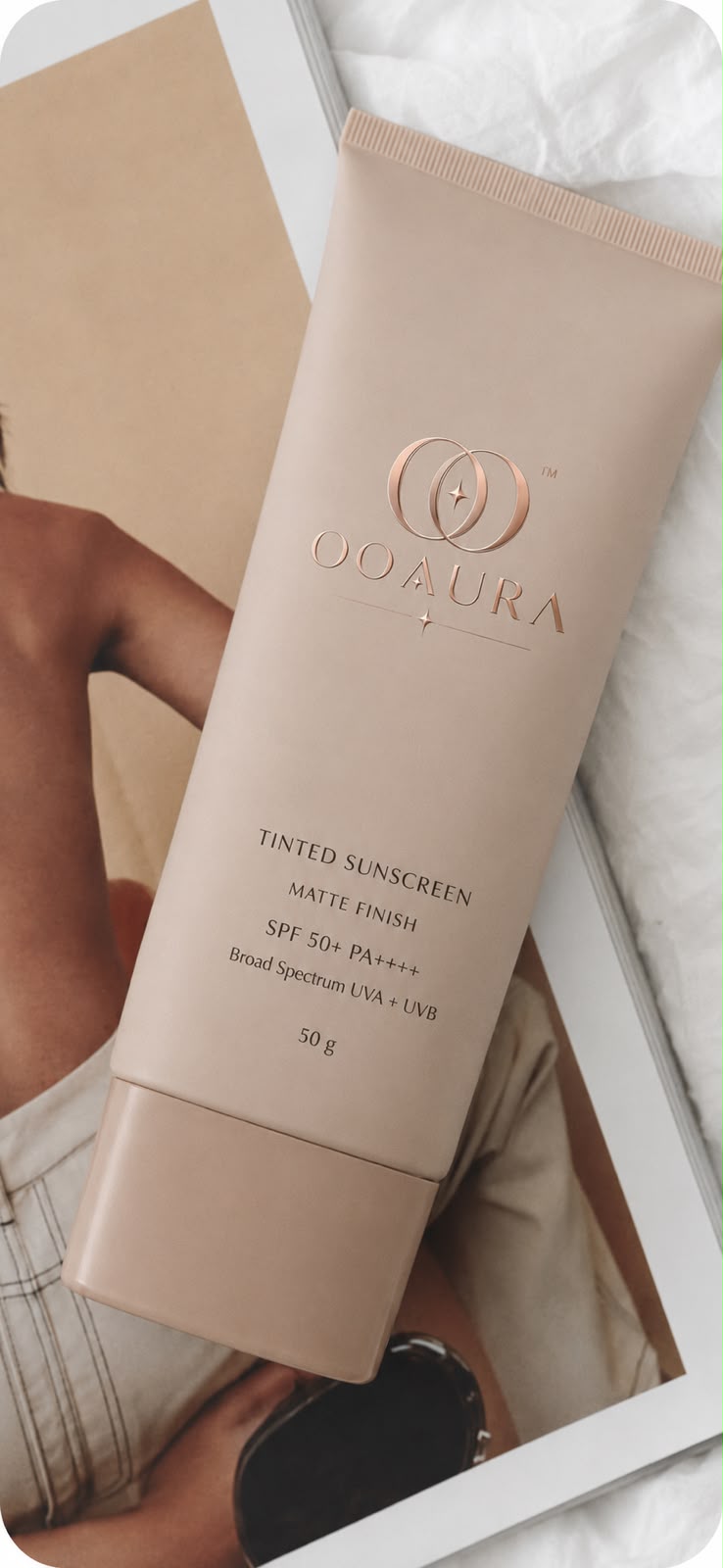 OOAURA Tinted Sunscreen 50 g with Vitamin E | Lightweight Daily Face Sunscreen